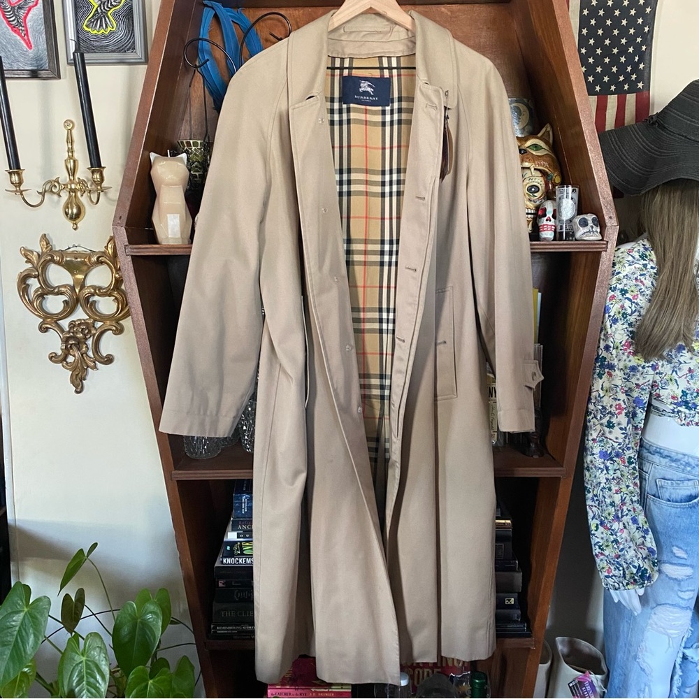 Vintage Burberry Rain Trench Coat Women’s Oversized Medium or Large Men’s Medium